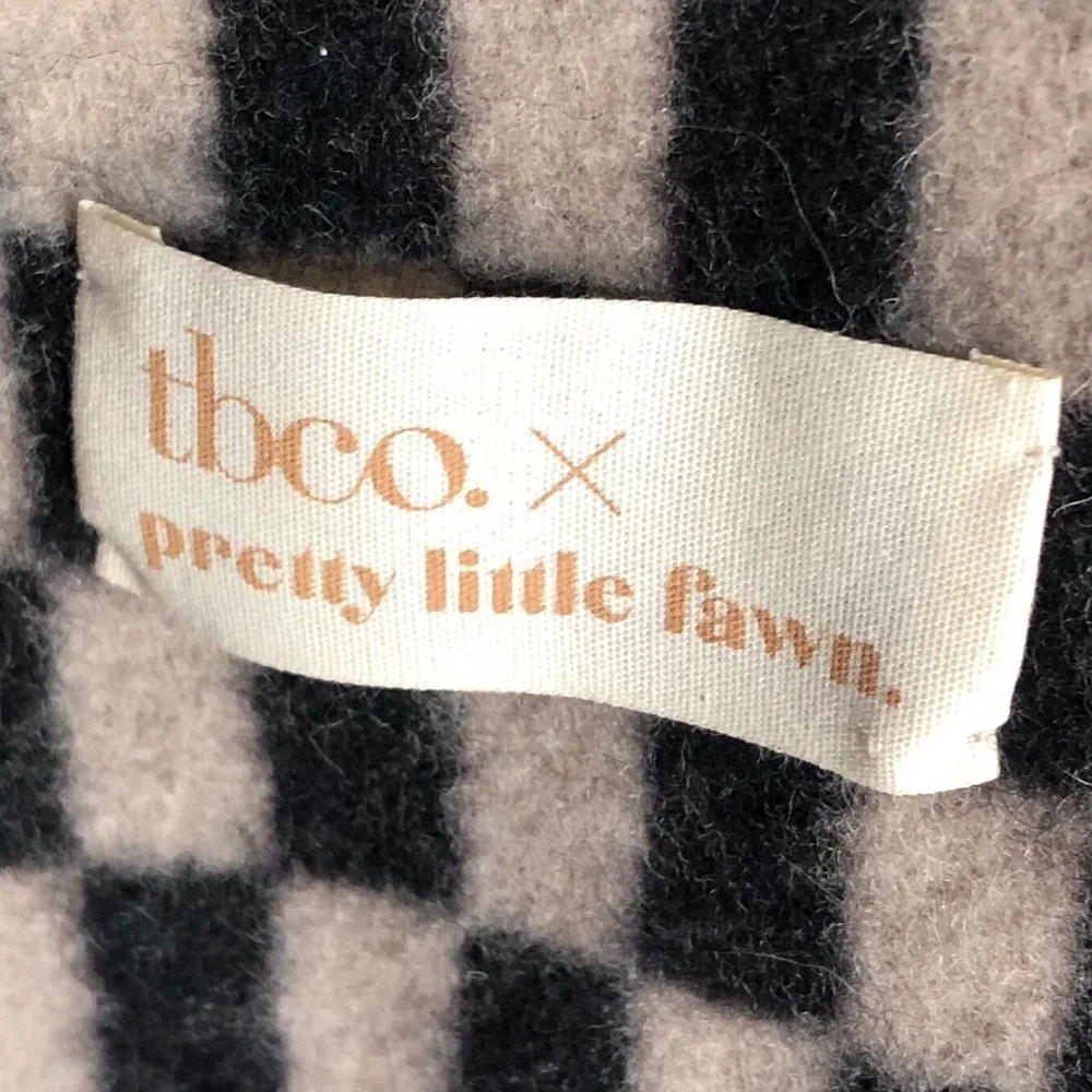 ANTHROPOLOGIE NEW TBCO x Pretty Little Fawn Beige Gray Fair Isle Wool Scarf